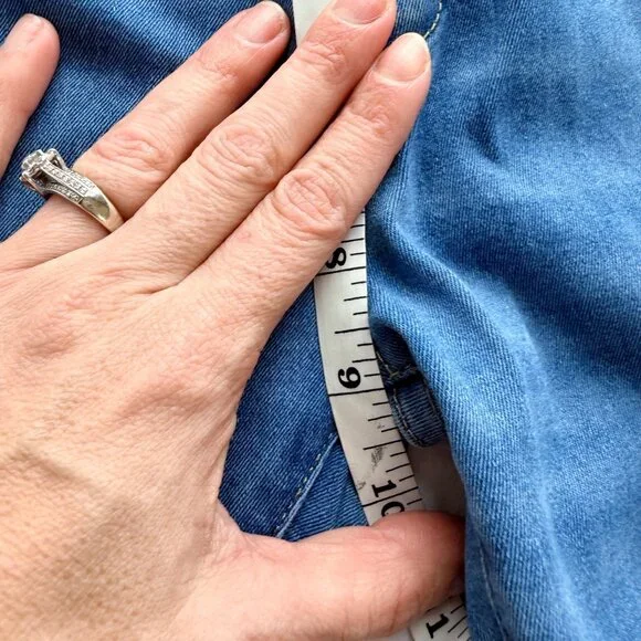 Frame Denim Le High Flare Jeans Light Wash Distressed Hem Size 24 - Picture 8 of 11